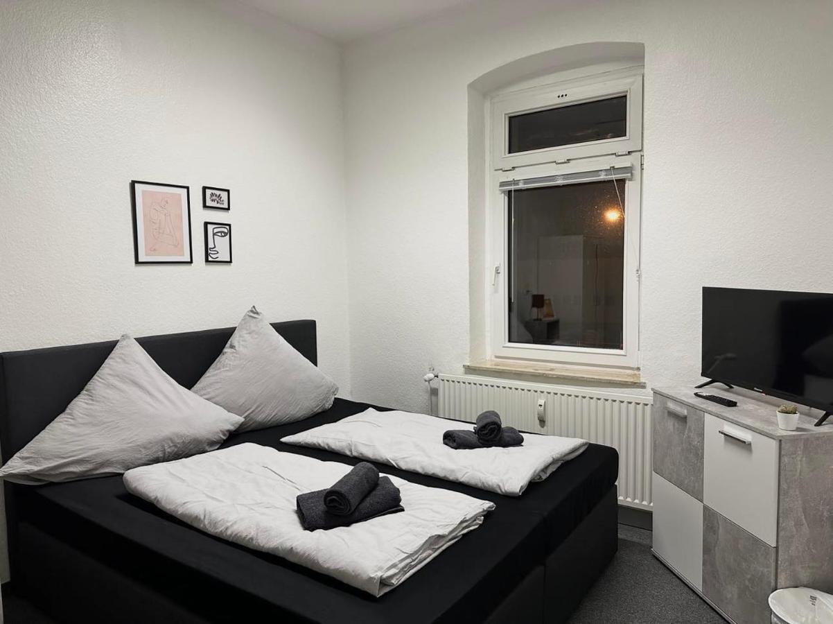 Ferienwohnung Flaming House Bitterfeld 外观 照片