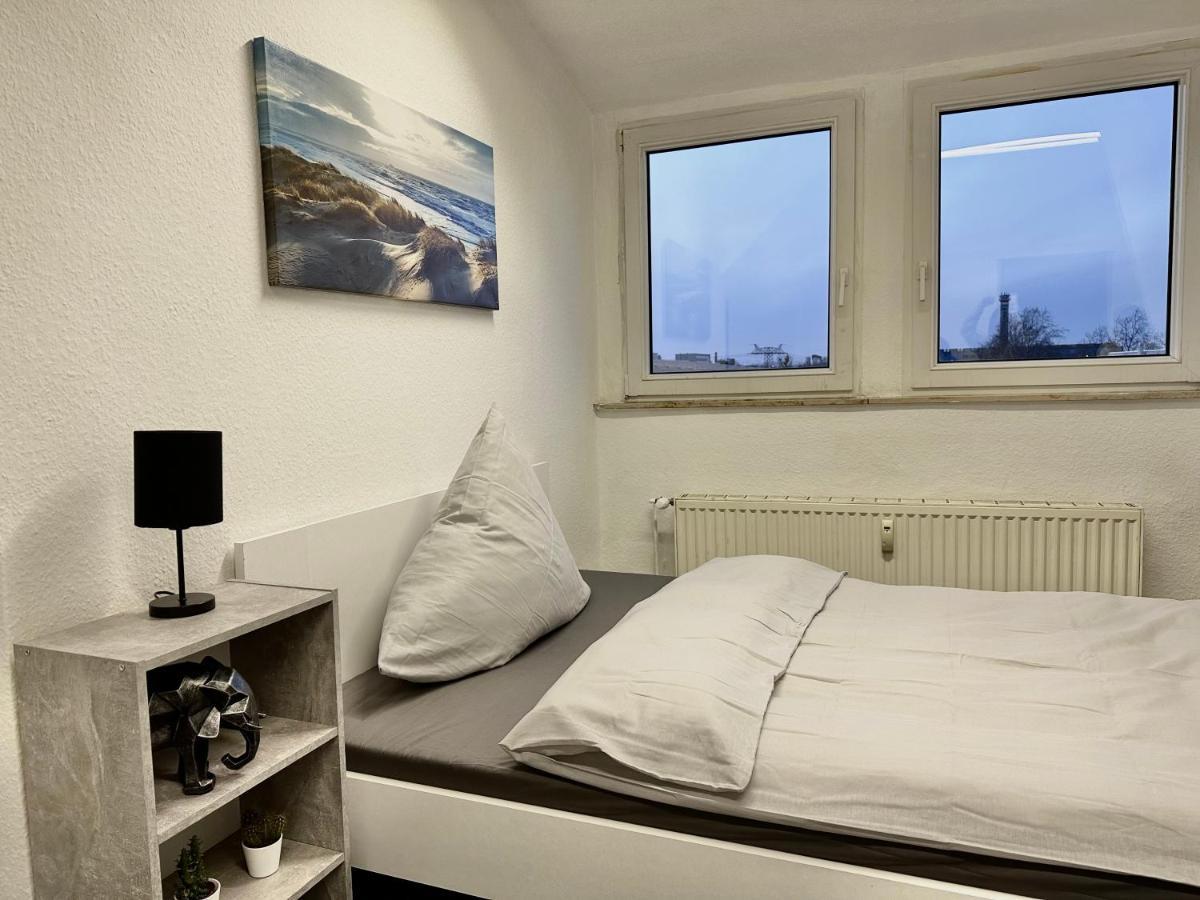Ferienwohnung Flaming House Bitterfeld 外观 照片