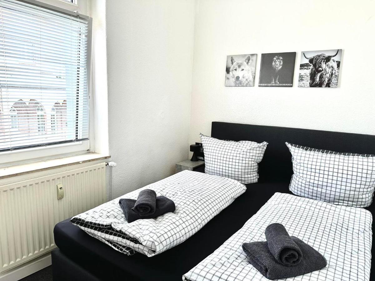 Ferienwohnung Flaming House Bitterfeld 外观 照片