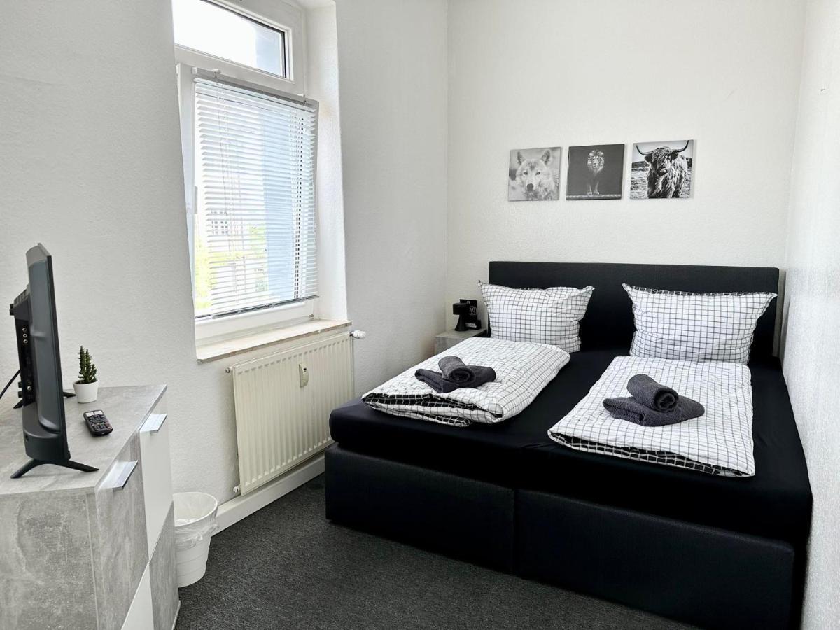 Ferienwohnung Flaming House Bitterfeld 外观 照片